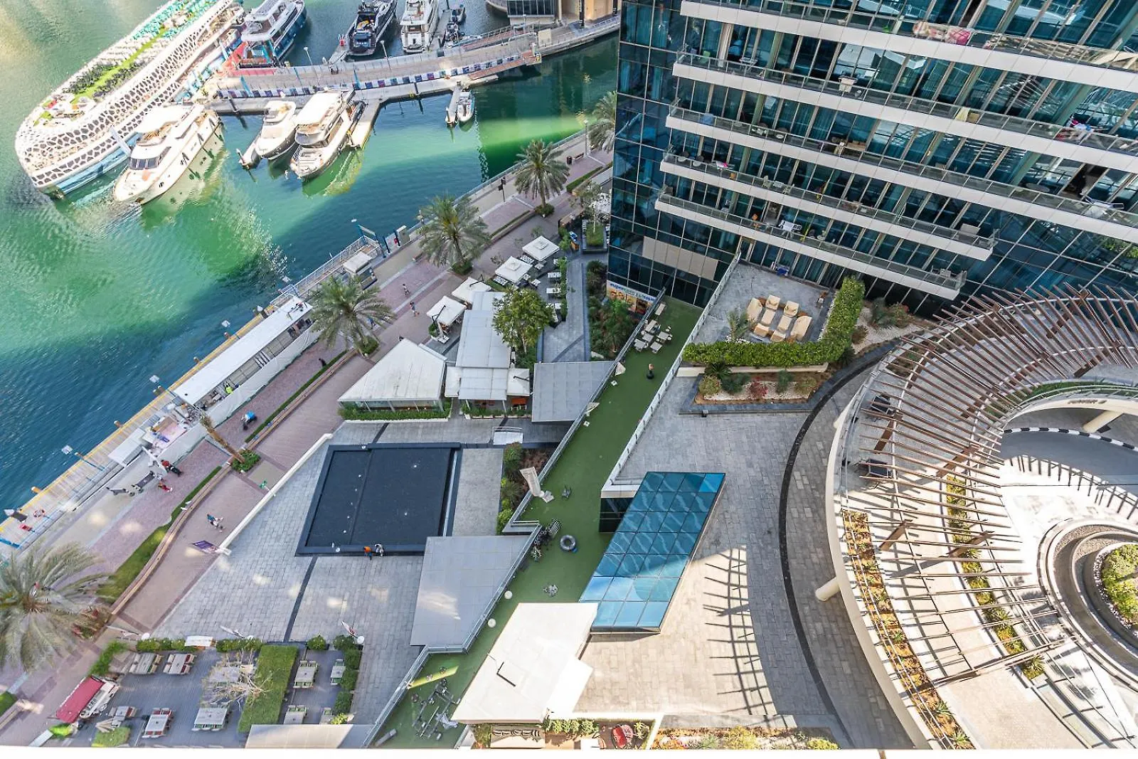 Apartment Dubai Marina View - 2Br Apt With Pool & Gym